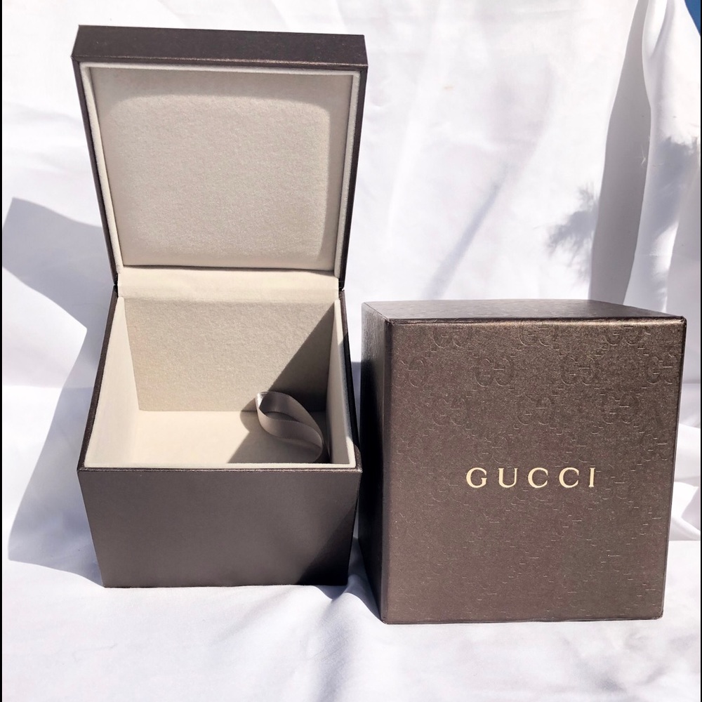 Gucci hinge box w/ cover